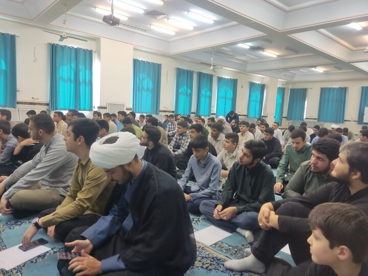 تصاویر/ جلسه توجیهی سال تحصیلی جدید مدرسه علمیه حضرت عبدالعظیم(ع)