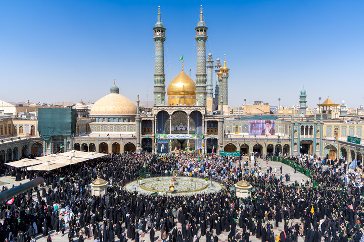 تصاویر/ آیین استقبال ورود کاروان نمادین حضرت فاطمه معصومه سلام‌الله علیها به قم