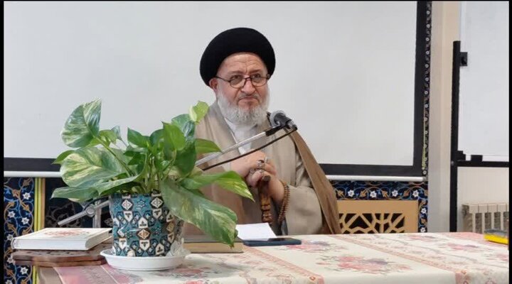 تصاویر/ آیین افتتاحیه سال جدید تحصیلی در مدرسه علمیه امام حسن عسکری (ع) آمل