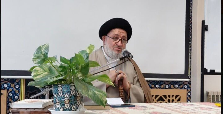 تصاویر/ آیین افتتاحیه سال جدید تحصیلی در مدرسه علمیه امام حسن عسکری (ع) آمل