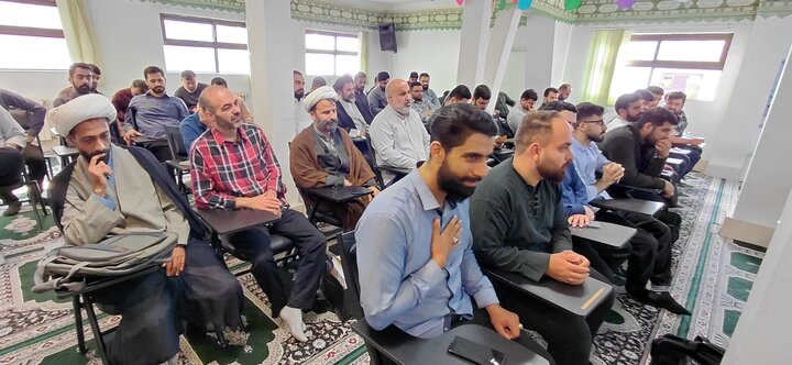 تصاویر/ آیین افتتاحیه سال جدید تحصیلی در مدرسه علمیه امام حسن عسکری (ع) آمل