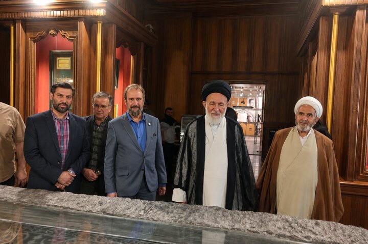 «میراث مکتوب» حافظ هویت علمی و فرهنگی یک ملت است
