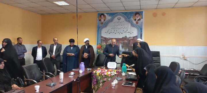 تصاویر/ نشست هم اندیشی مبلغات شهرستان لنگرود