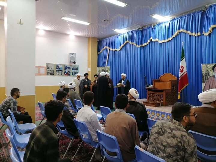 تصاویر/ مراسم تکریم و‌ معارفه مدیر مدرسه علمیه میرزا علی اکبر اردبیل