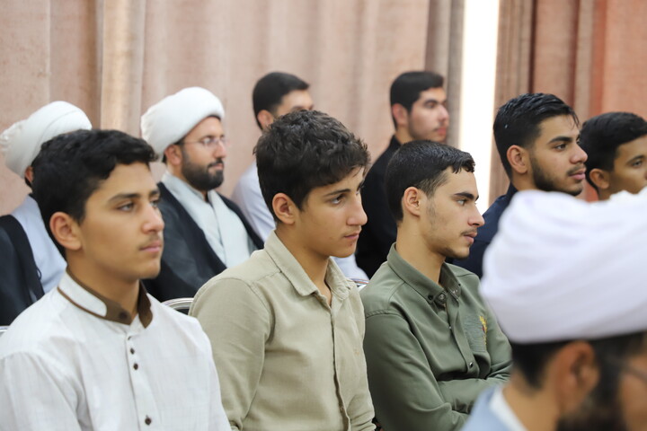 تصاویر/آیین آغاز سال تحصیلی در حوزه خاتم الانبیاء سنندج