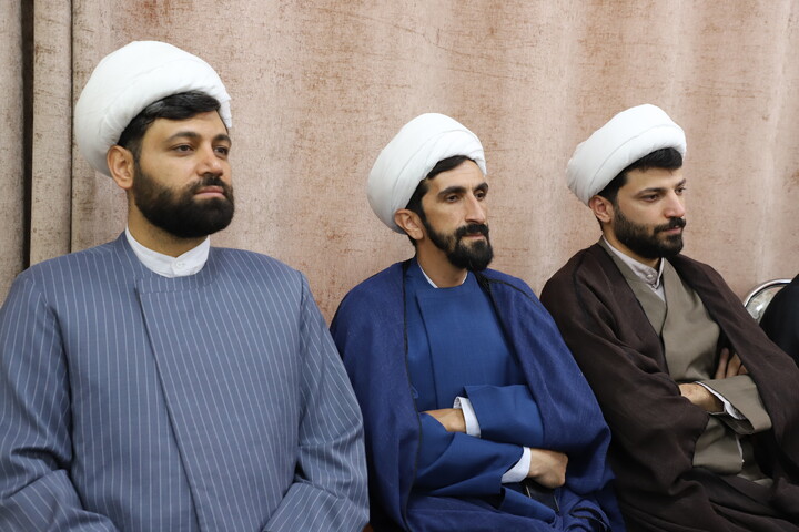 تصاویر/آیین آغاز سال تحصیلی در حوزه خاتم الانبیاء سنندج