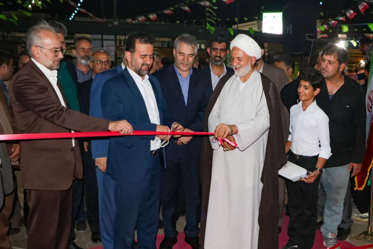 نخستین نمایشگاه ملی منطقه ای صنایع دستی و هنرهای سنتی در قم افتتاح شد