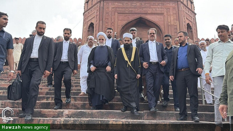 ईरानी न्यायपालिका के प्रमुख की दिल्ली की ऐतिहासिक जामा मस्जिद में नमाज़-ए-जुमा में शिरकत, नमाज़ियों द्वारा ज़ोरदार स्वागत