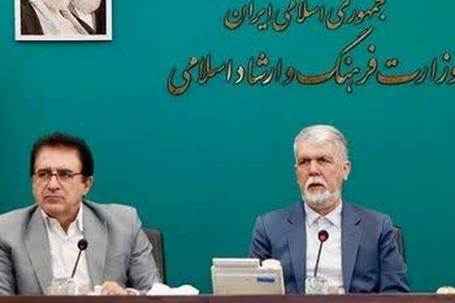کانون اطاعت از رهبر معظم انقلاب، وحدت و انسجام است