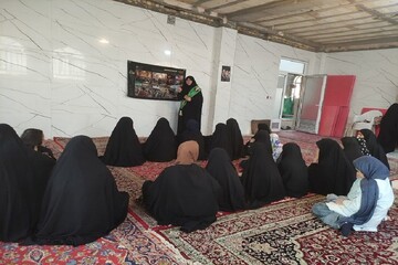 طرح «قصه آقا» در مناطق مختلف اشکذر؛ روایتگری طلاب از سیره و آرمان‌های رهبر شهید انقلاب