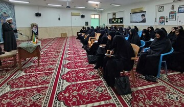 آشنایی بانوان حوزوی اردکان با دوره «دشمن‌شناسی» با ابعاد جریان‌های استکباری