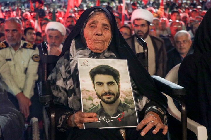 تصاویر|اجلاسیه ۶۴۵ شهید شهرستان بیرجند برگزار شد
