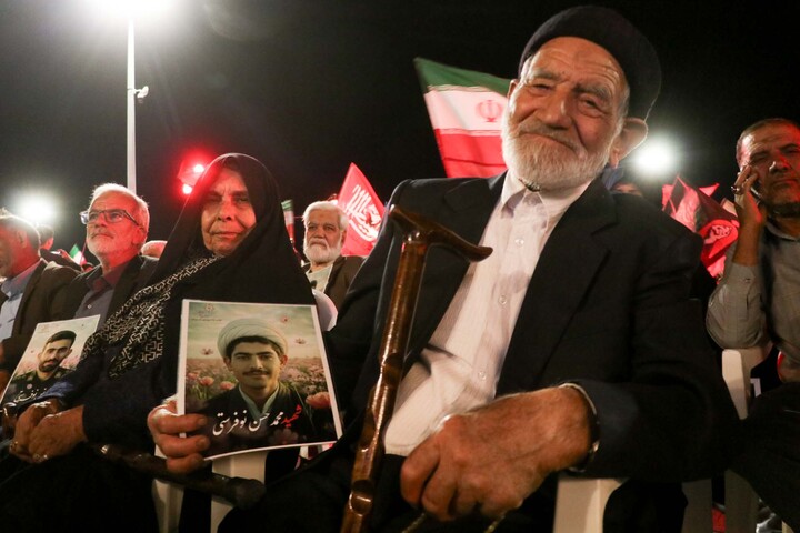 تصاویر|اجلاسیه ۶۴۵ شهید شهرستان بیرجند برگزار شد