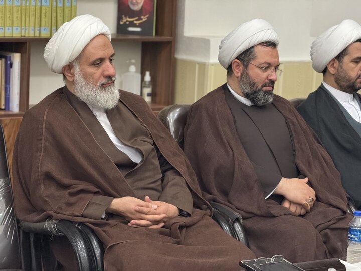 تصاویر/ دیدار مسئول دبیرخانه شورای عالی حوزه های علمیه با نماینده ولی فقیه در استان گیلان