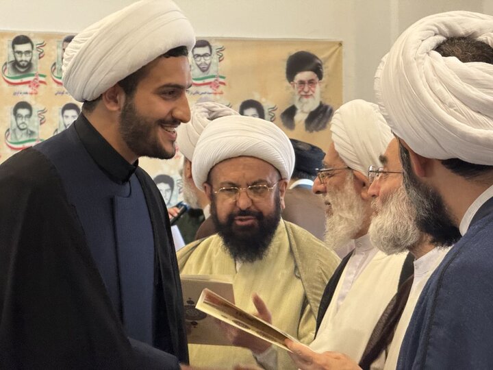 تصاویر/ تجلیل از برترین های حوزوی در استان گیلان