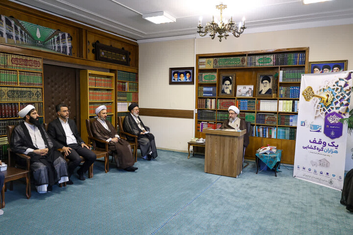 تصاویر / دیدار مدیرکل، شورای معاونین و روسای نواحی اداره کل اوقاف و امور خیریه استان آذربایجان شرقی با نماینده ولی فقیه در استان آذربایجان شرقی
