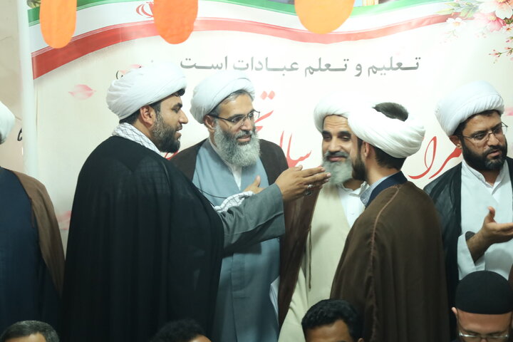 تصاویر/ مراسم افتتاحیه سال تحصیلی جدید مدرسه علمیه جزیزه قشم