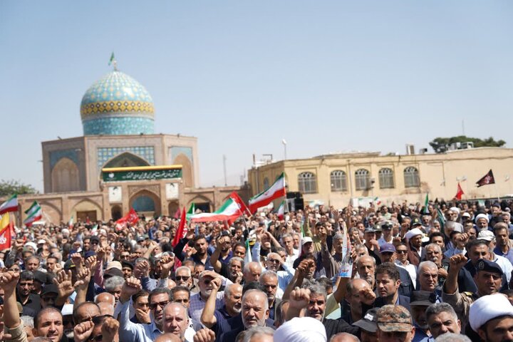 تصاویر /مراسم تشییع خلبان شهید مهدویان در قزوین