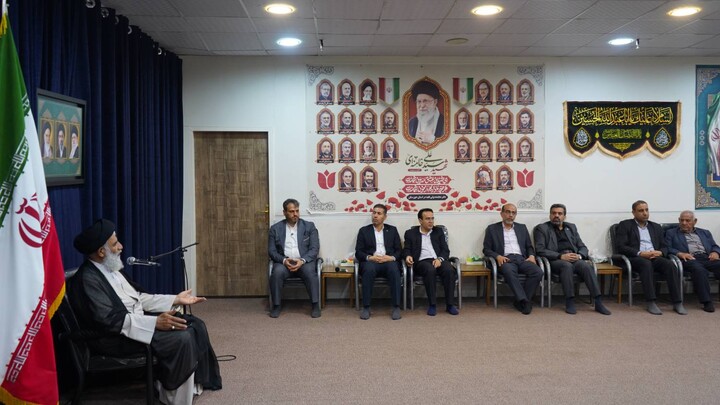 دیدار تعاونگران با نماینده ولی فقیه در خوزستان