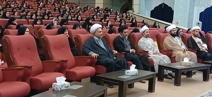 تصاویر / دوره تربیت مربی نماز  استان آذربایجان شرقی