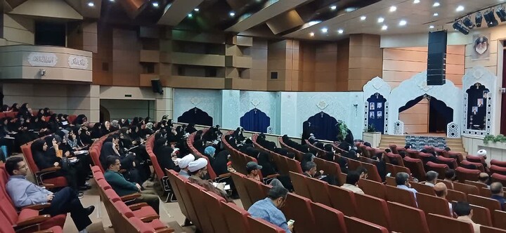 تصاویر / دوره تربیت مربی نماز  استان آذربایجان شرقی