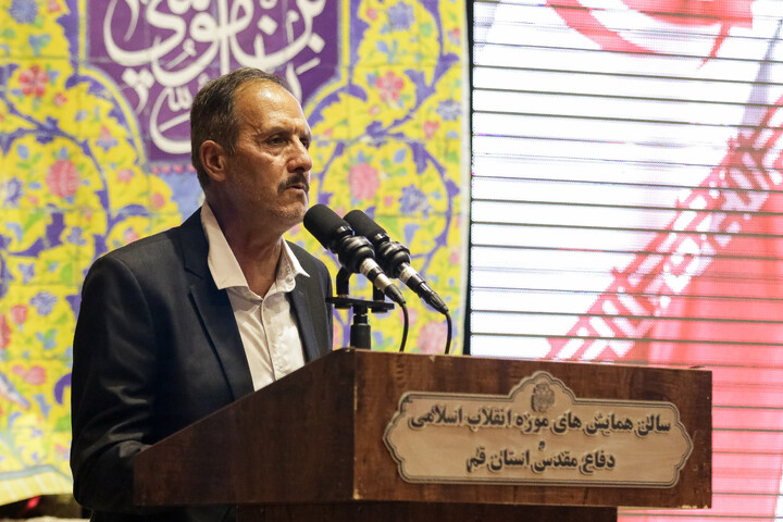 تصاویر/ تجلیل از طلاب جهادی جنگ رمضان