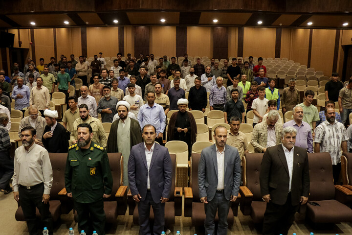 تصاویر/ تجلیل از طلاب جهادی جنگ رمضان