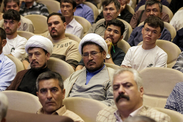 تصاویر/ تجلیل از طلاب جهادی جنگ رمضان