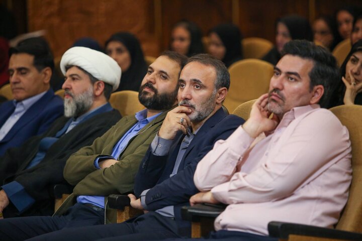 تصاویر/ آیین اختتامیه نخستین سوگواره ملی عاشورایی «نذر شعر»