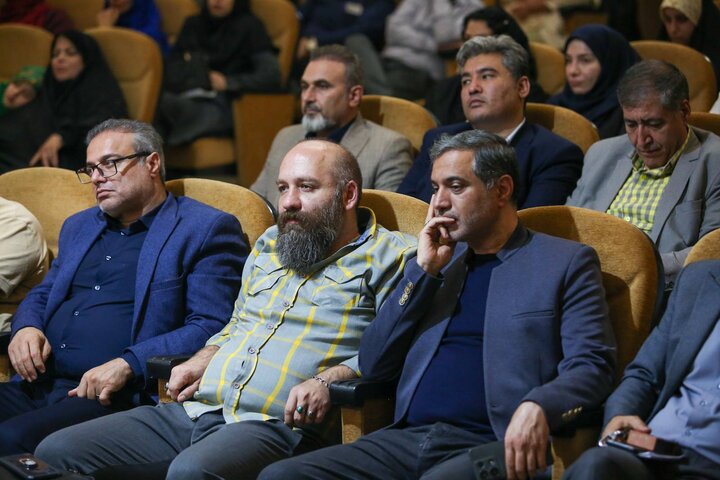 تصاویر/ آیین اختتامیه نخستین سوگواره ملی عاشورایی «نذر شعر»