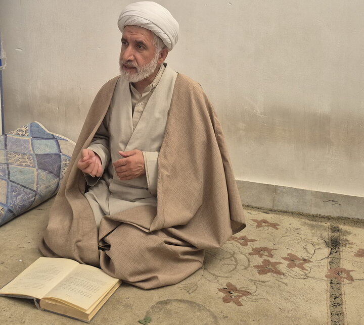 تصاویر/ حضور طلاب مدرسه علمیه آیت‌الله مصطفوی(ره) کاشان در کلاس‌های درس