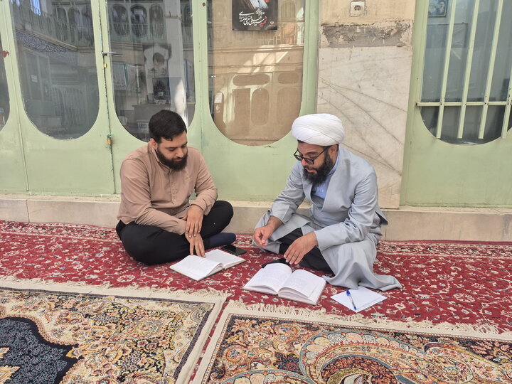 تصاویر/ حضور طلاب مدرسه علمیه آیت‌الله مصطفوی(ره) کاشان در کلاس‌های درس