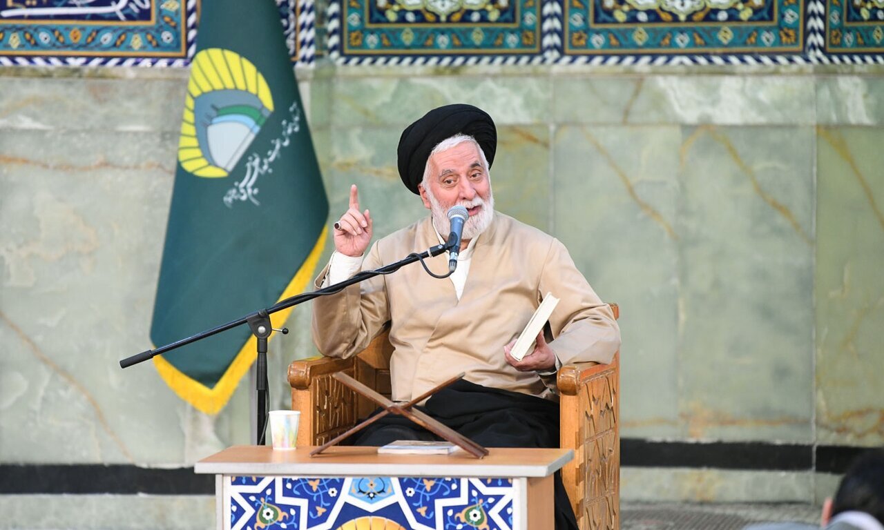 ماؤں کو چاہیے کہ بچوں کو قرآنی قصے سنائیں: حجۃ الاسلام والمسلمین بہشتی
