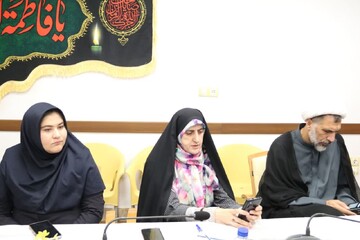 تصاویر | نشست امام جمعه آبیک با اصحاب رسانه