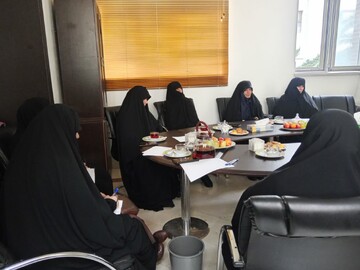 نشست علمی «نهادینه‌سازی فرهنگ دینی در شهر» در دفتر آیت‌الله‌العظمی جوادی آملی برگزار شد