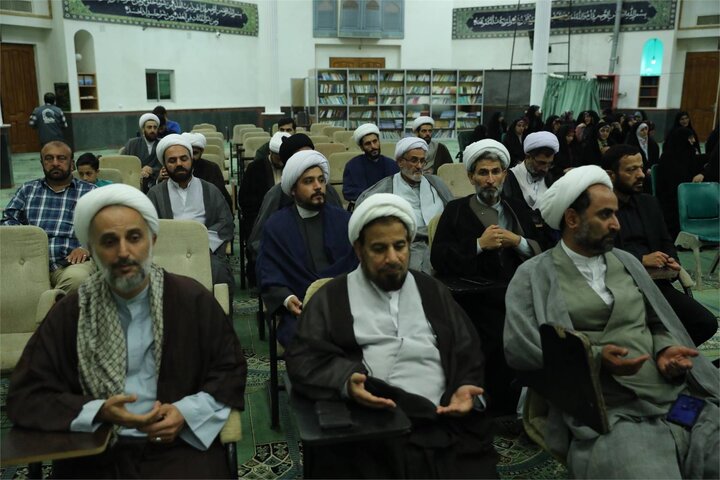 دیدار حجت الاسلام و المسلمین فرخ فال با کادر و طلاب مدرسه علمیه المهدی رامسر