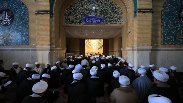 أجواء الدروس الحوزوية لطلاب العلم في الحوزة العلمية بالنجف الأشرف