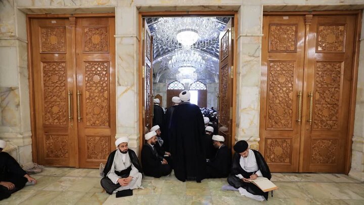 أجواء الدروس الحوزوية لطلاب العلم في الحوزة العلمية بالنجف الأشرف