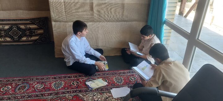 تصاویر / برپایی جلسات مدرسه علمیه شیخ علیخان زنگنه تویسرکان