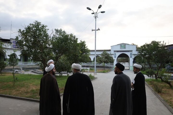 تصاویر/ بازدید مدیر حوزه های علمیه مازندران از آخرین روند آماده سازی مدرسه علمیه المهدی (عج) رامسر