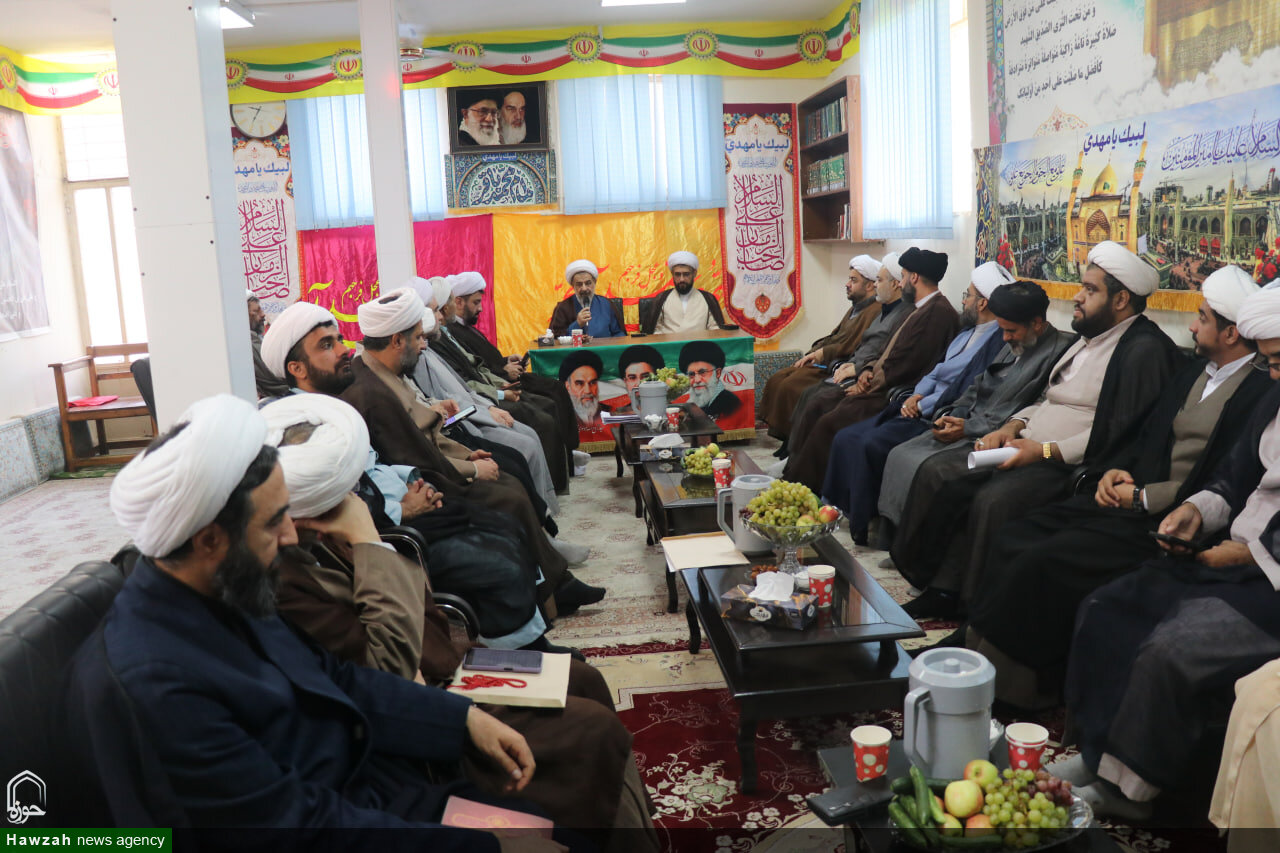 تصاویر / جلسه مدیران مدارس علمیه استان گلستان