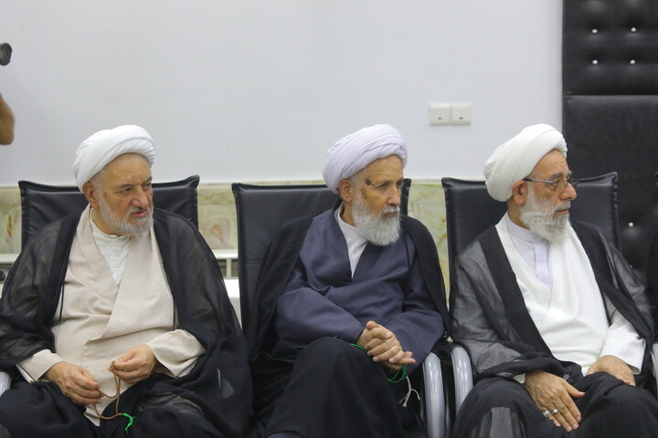 تصاویر / دیدار معاون اول رییس جمهور با اعضای جامعه مدرسین حوزه علمیه قم