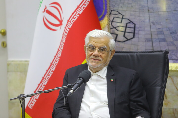 تصاویر / دیدار معاون اول رییس جمهور با اعضای جامعه مدرسین حوزه علمیه قم