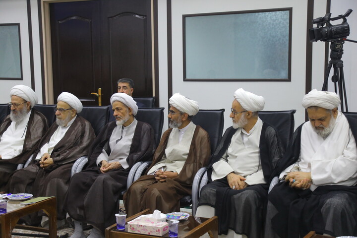 تصاویر / دیدار معاون اول رییس جمهور با اعضای جامعه مدرسین حوزه علمیه قم
