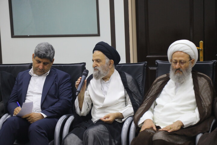 تصاویر / دیدار معاون اول رییس جمهور با اعضای جامعه مدرسین حوزه علمیه قم