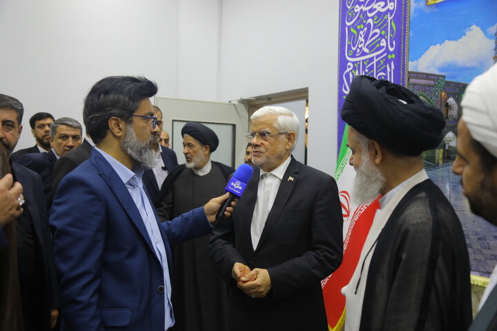 تصاویر / دیدار معاون اول رییس جمهور با اعضای جامعه مدرسین حوزه علمیه قم