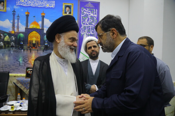 تصاویر / دیدار معاون اول رییس جمهور با اعضای جامعه مدرسین حوزه علمیه قم