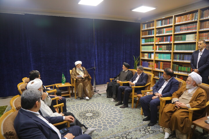 تصاویر / دیدار معاون اول رییس جمهور با آیت الله کریمی جهرمی