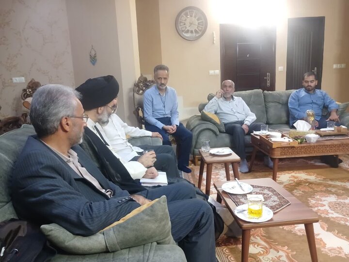 تصاویر/ دیدار نماینده ولی فقیه درکاشان با تعدادی از جانبازان