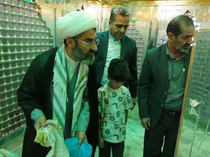 آیین غبارروبی امامزاده نایین